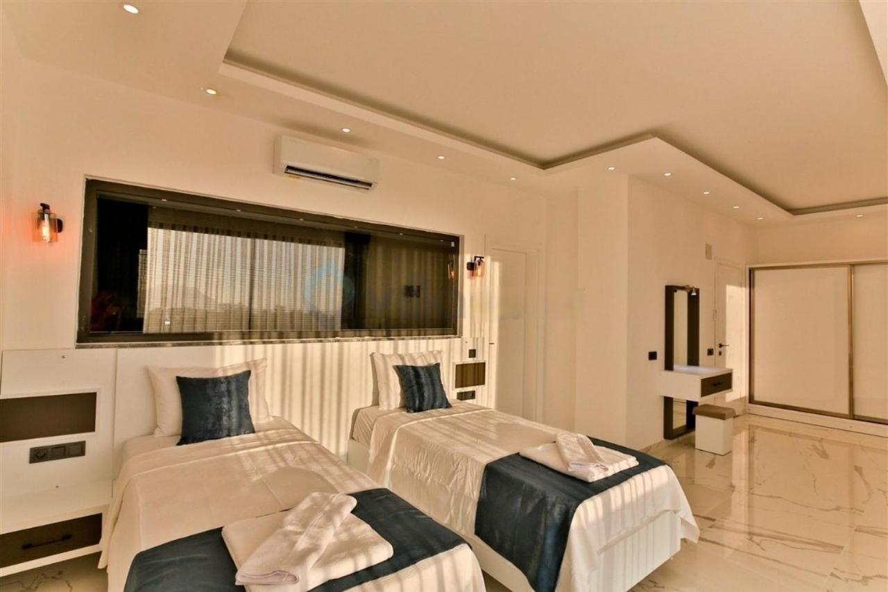 Villa Lycian-Kalkan 3 Bedroom-2 Jakuzzies-Sauna-Turkish Hamam-Huge Private Pool And Lovely Garden Каш Екстериор снимка