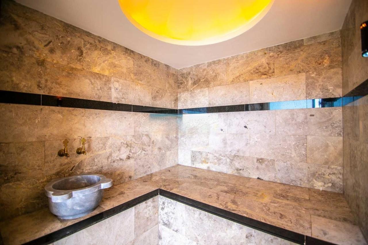 Villa Lycian-Kalkan 3 Bedroom-2 Jakuzzies-Sauna-Turkish Hamam-Huge Private Pool And Lovely Garden Каш Екстериор снимка